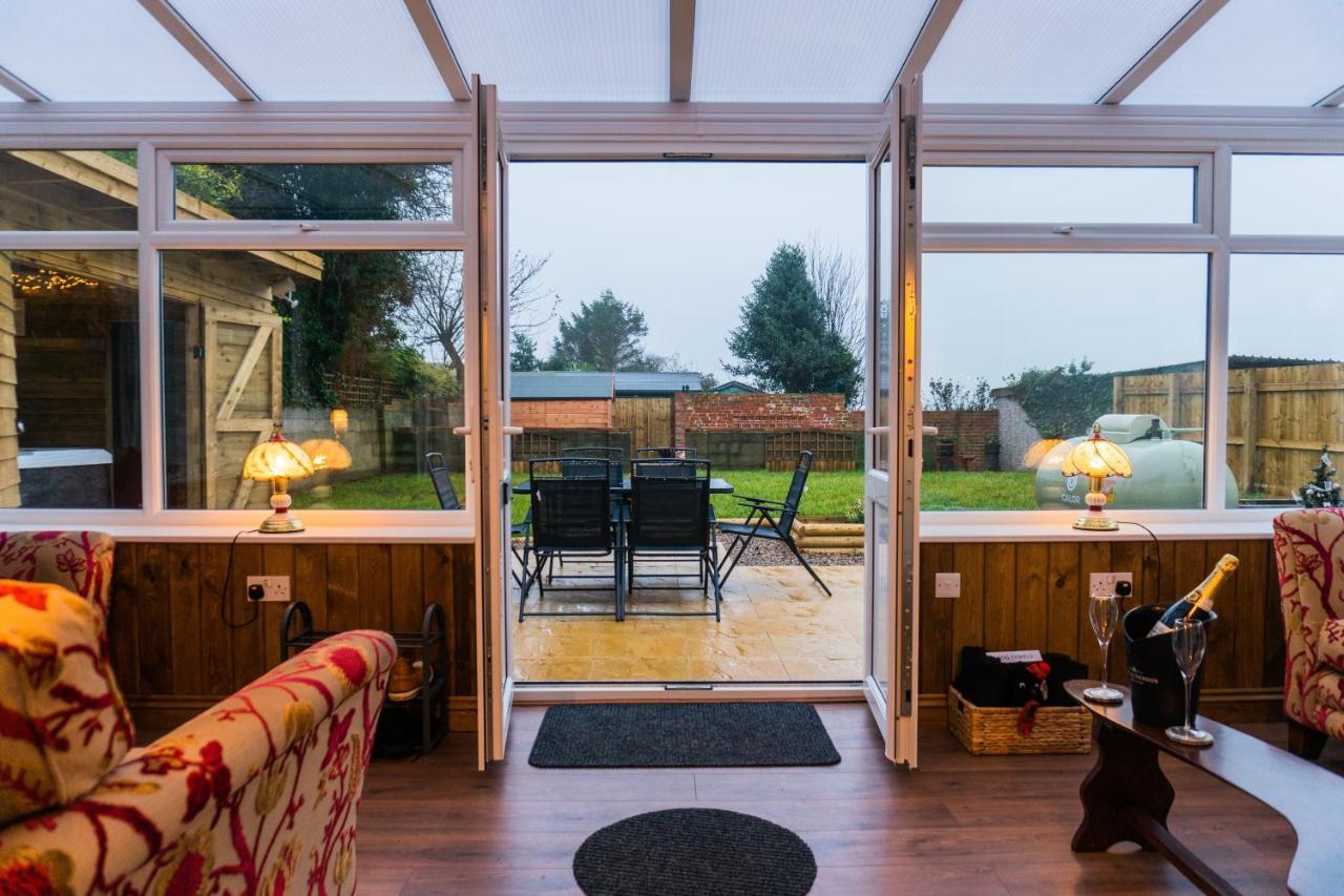Hot Tub Pet Friendly Luxury Cosy Cottage, Near Withernsea And Patrington Welwick Екстер'єр фото